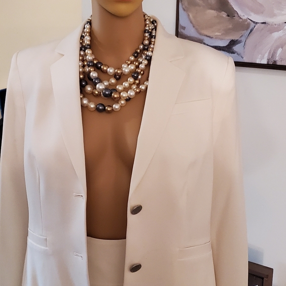 Calvin Klein Suit Jacket Size 8, Cream - Picture 7 of 12